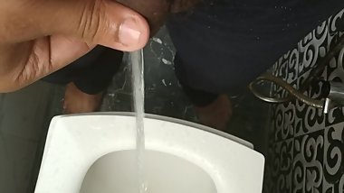 Uncut indian cock Pissing(Peeing)