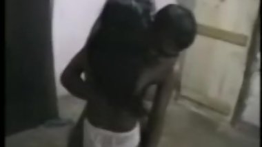 Sri Lankan Couple Make a Porn