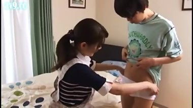 Mother teaches her son about Fuck!!!