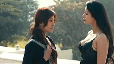 Paouli Dam sex scene -1
