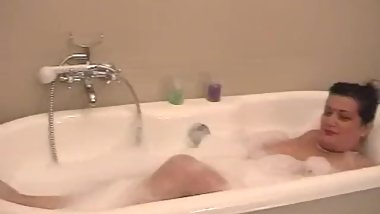 bbw mature bathtub