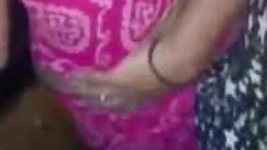 Mom Ass Grabing