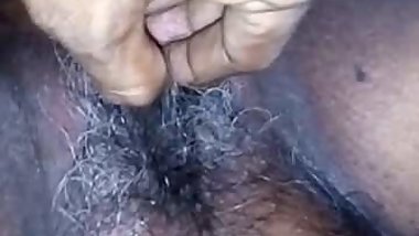Desi wife's wet and hairy pussy fingering
