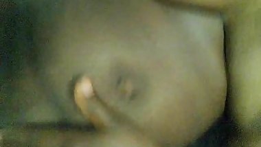 Belle masturbation