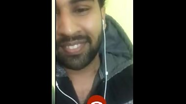 HORNY INDIAN Ramandeep Singh JERKING ON CAM GO VIRAL AND SHARE