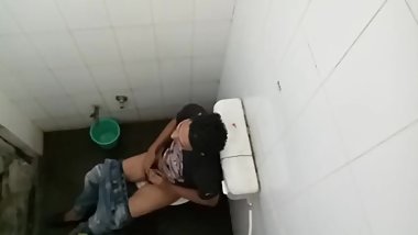 Indian think masturbate in toilet