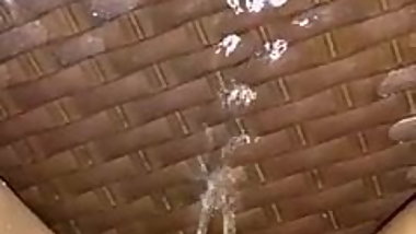Indian Girlfriend pissing