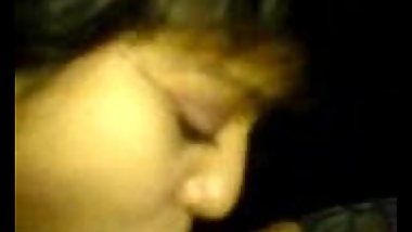 Muslim Paki Girl sucks 3 inch Pakistani Micropenis in Paki Porn