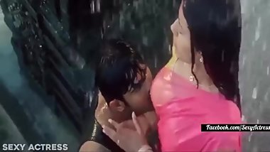 indian sex lip lock