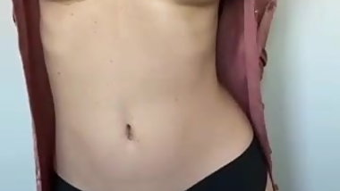 Hot Boobs Showing