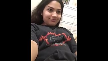 indian gf play silently