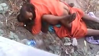 Baba doing quick sex with village lady while caught