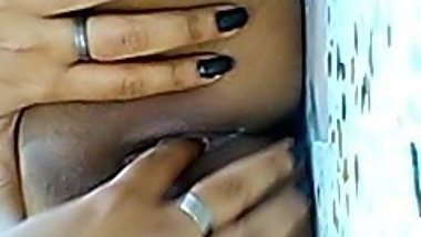 Sweet Indian teen show pussy on camera