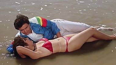 SONAM BIKINI SCENE RARELY Movie-Vijay (1988)