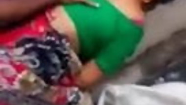 Indian Bhabhi Outdoor Fucking