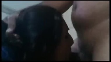 Desi N.R.I bhabi sucking n hard fucking wid hubby - DesiBate.com