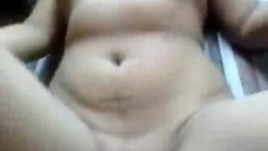 Smart North Indian Aunty's Nude Body exposing