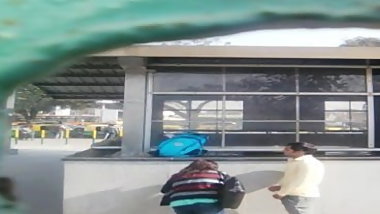 Indian blowjob in public place