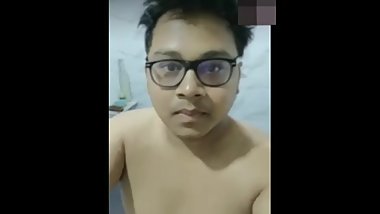 Indian  chubby man horny in the morning