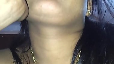 22 girlfriend talking on Phone while fucking