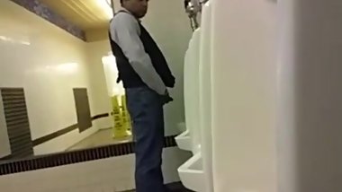 Indian dad urinals