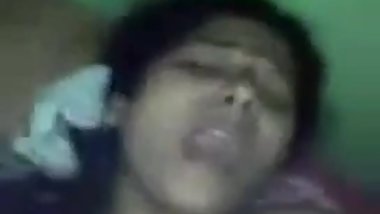 Indian Babe screaming during sex - Huge Dick
