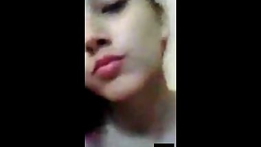 Indian girl Chatting  with Bf