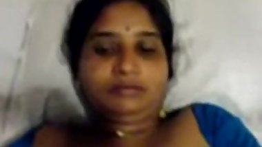 Indian aunty
