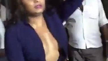 Tamil Recording Dance Boobs Flashing