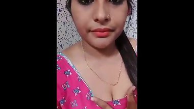 indian Girl with big boobs