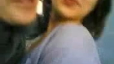 indian girl kissing to other girl