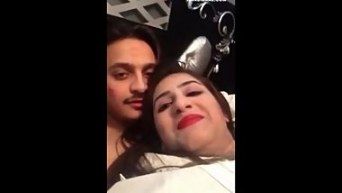 Punjabi NRI Sexy Big Boobs Pressing in Hotel Room