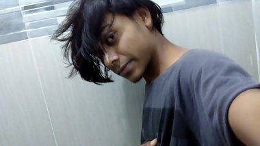 indian collage boy masturbating