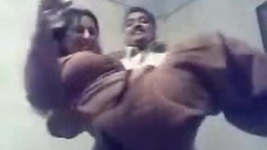 Pakistani Aunty Indoor P1