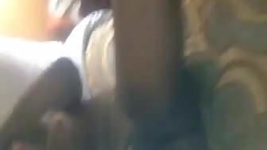 Indian chick sucking a BBC