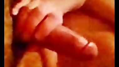 Manchester Punjaban sucks a 4 inch Punjabi Dick in Paki Porn Clip