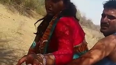 Indian Aunty Public Sex