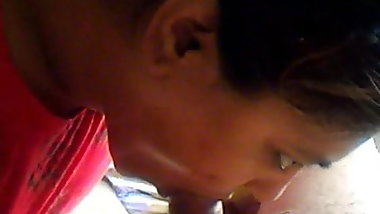 Indian bhabhi sucking cock