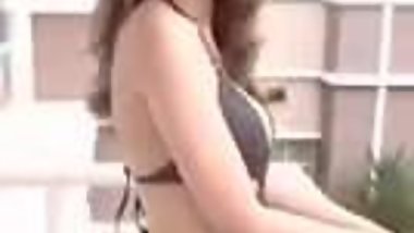 Sexy asian posing.mp4