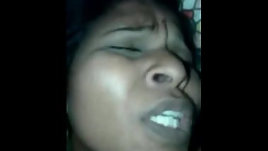 Tamil babe moans loud and creams