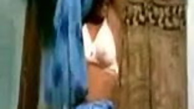 Tamil girl shows to bf
