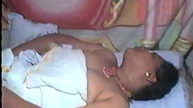 Pyasi Dulhan. Vintage Indian porn. Nice mature