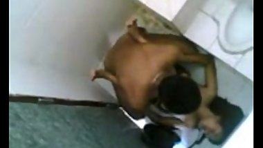 Hot Indian Teen College Girl fucked by her BF in Bathroom