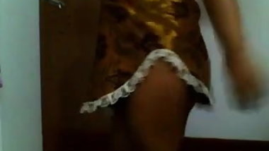 Plump Indian bitch with big tits puts on a good striptease