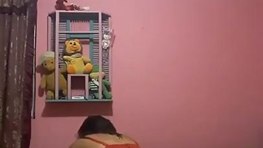 Rich housewife fucked by her driver