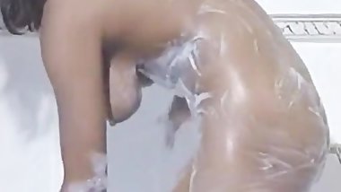 Hot Indian Call Girl's Bath Clip