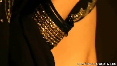 Exotic Erotic Belly Dancer From Bollywood