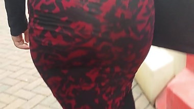 BIG BOOTY ARAB PAKISTANI HIJABI aka HOEJABI