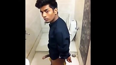 Sexy Twink wanking in toilet