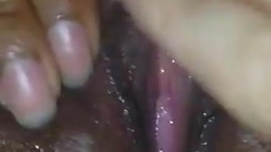 indian gf wet pussy